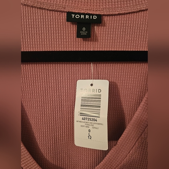 NWT Torrid Top - Picture 2 of 5
